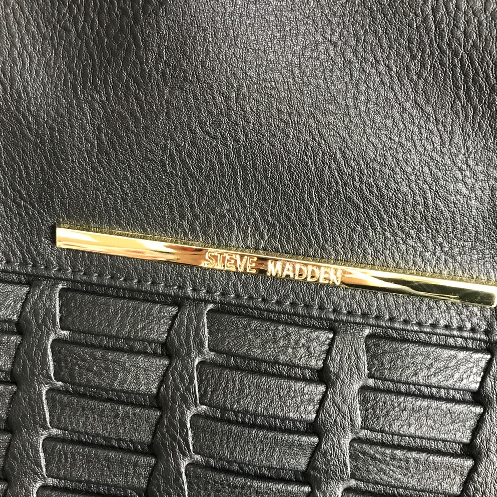 Steve Madden Leather woven purse - Picture 2 of 5